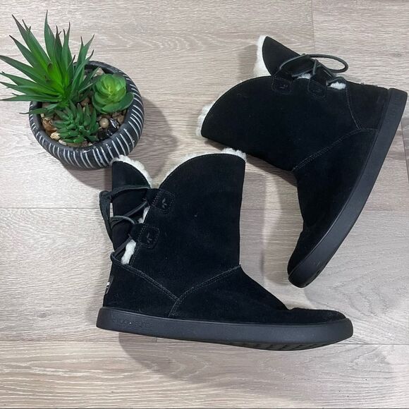 UGG Koolaburra Shazi Short Boot Black 6 - Picture 1 of 9